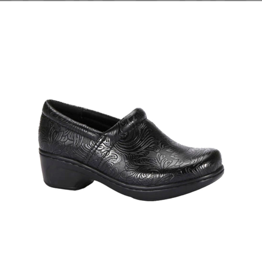 Btrue by Baretraps Womens Brasil Slip-on